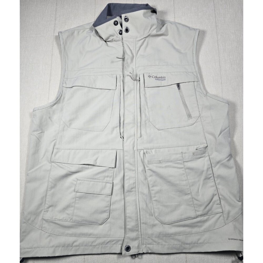 Columbia Titanium Omni-Dry Men's L Beige Full Zip Pockets Fishing Hiking Vest